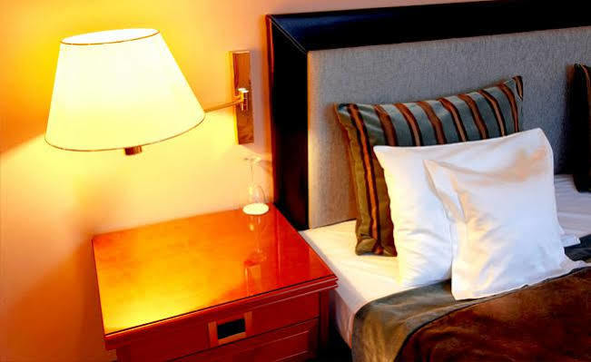 Regency Inn Porter エクステリア 写真